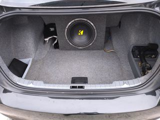 Bmw 330 2009 i-thumb-7