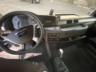 MAN 2011 18.440-thumb-8
