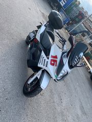 Gilera GP 800 2009-thumb-2