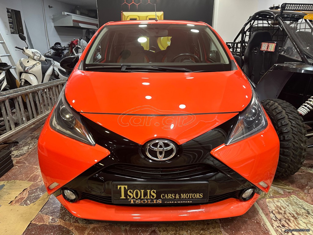 Toyota Aygo '15 1.0 x-play .ORANGE. AYTOMATO