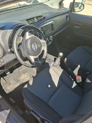 Toyota Yaris 2014 1.4 D-4D Comfort-thumb-3