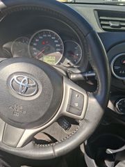 Toyota Yaris 2014 1.4 D-4D Comfort-thumb-6