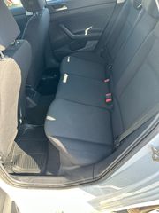 Volkswagen Polo 2019-thumb-12