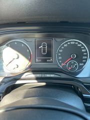 Volkswagen Polo 2019-thumb-10