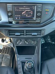 Volkswagen Polo 2019-thumb-11