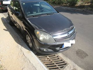 Opel Astra '06 COUPE