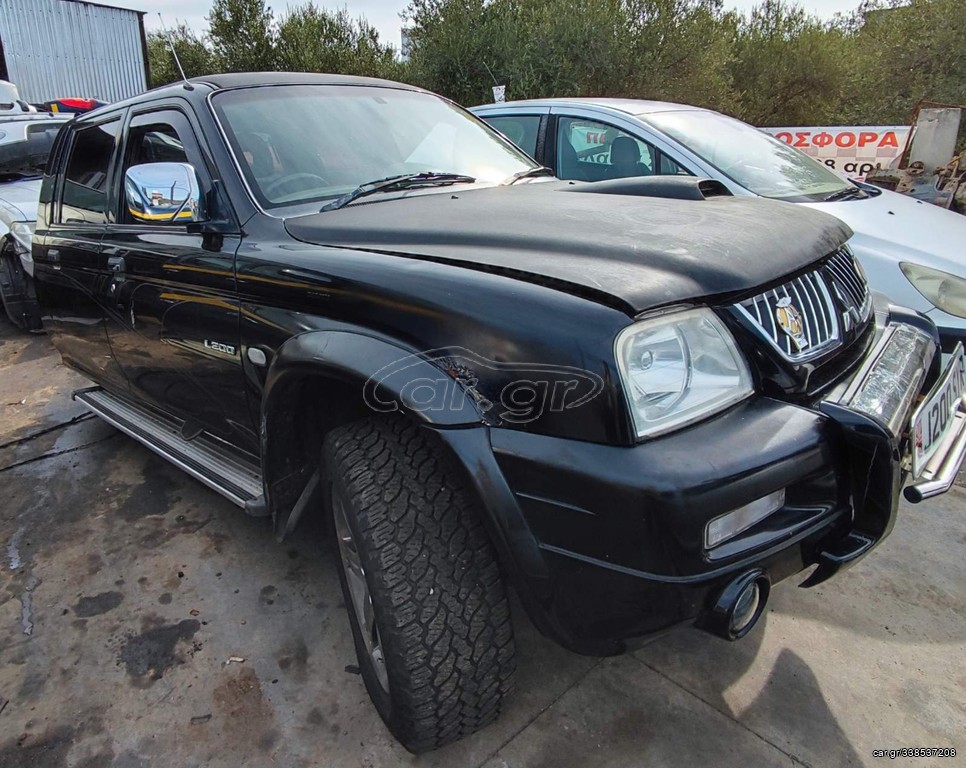 MITSUBISHI L200