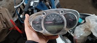 Piaggio MP3 YOURBAN 2011-thumb-4