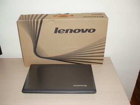 LENOVO ( intel i3, 3gb, ssd 128gb )