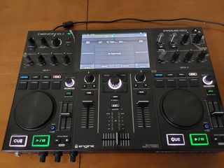 Denon Prime GO DJ Controller-thumb-1