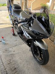 Yamaha YZF-R6 2003-thumb-10