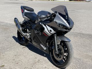 Yamaha YZF-R6 2003-thumb-12