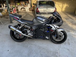 Yamaha YZF-R6 2003-thumb-16