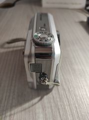 Sony DSC -S800 DIGITAL CAMERA 8.1 MEGAPIXEL-thumb-4