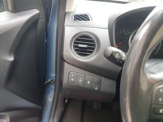 Hyundai i 10 2017 1.0 FIFA PASION 2016-thumb-24