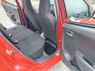 Nissan Pixo 2010-thumb-13