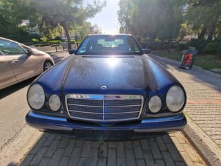 Mercedes-Benz E 200 '00 Foul extra