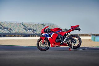 Honda CBR 600RR 2025 ΕΤΟΙΜΟΠΑΡΑΔΟΤΟ-thumb-15