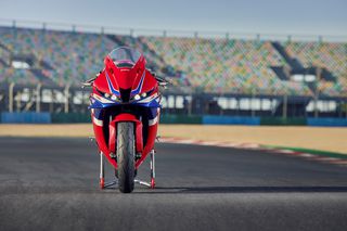 Honda CBR 600RR 2025 ΕΤΟΙΜΟΠΑΡΑΔΟΤΟ-thumb-16