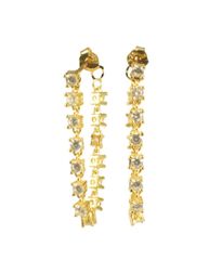 Κρεμαστά Σκουλαρίκια από Επιχρυσωμένο Ασήμι με Φυσικά Λευκά Ζιρκόνια – Λάμψη και Κομψότητα 241490