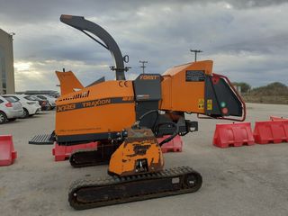 Tractor branch cutters '15 FORST TRAXION XR8