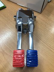 Ποδοβαλβίδα διπλής παροχής με 2 πεντάλ (Κ0742)