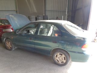 HYUNDAI	ACCENT	1999