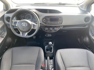 Toyota Yaris 2018 Προσφορά για  λίγες μέρες-thumb-13