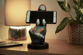 Sally Cable Guy / PlayStation 5-thumb-1