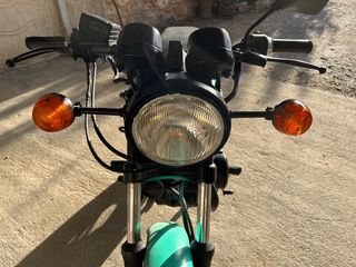 Honda CM 400 1982-thumb-8