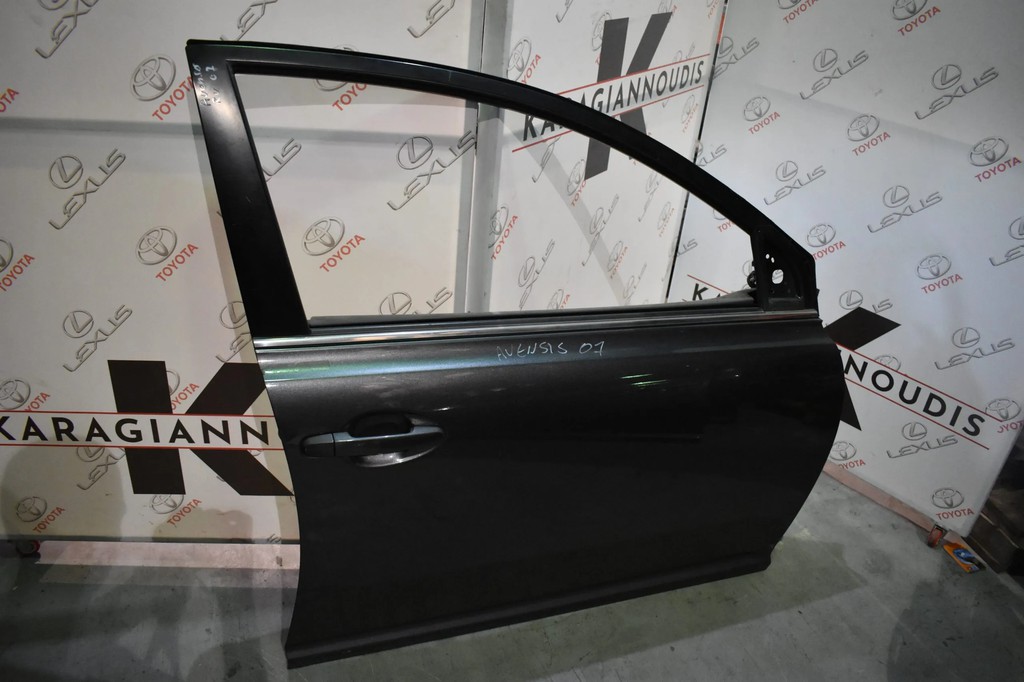 Toyota Avensis S,D 2003-2008 εμπρός δεξιά πόρτα