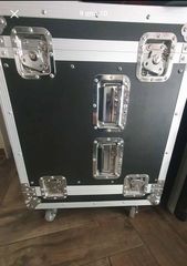 Επαγγελματικός εξοπλισμός Ηχοσυστήματος