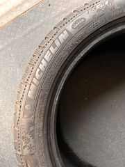 245/45/18 (*2). Michelin Pilot Alpin RSC-thumb-2
