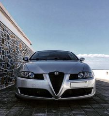 Alfa Romeo GT '04