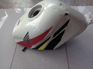 ΤΕΠΟΖΙΤΟ ΓΝΗΣΙΟ HONDA CBR 600cc-thumb-2