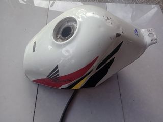 ΤΕΠΟΖΙΤΟ ΓΝΗΣΙΟ HONDA CBR 600cc-thumb-4