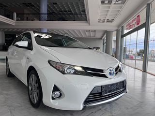 Toyota Auris '13  1.8 Hybrid Executive