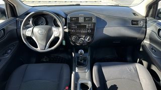 Nissan Pulsar 2018-thumb-8