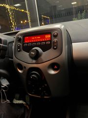 Peugeot 108 2015-thumb-11