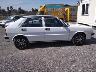 Lancia Delta 1988-thumb-1