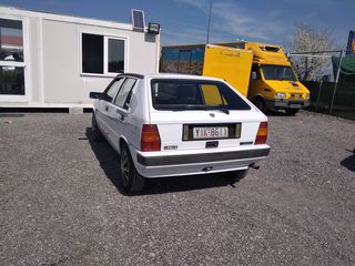 Lancia Delta 1988-thumb-2