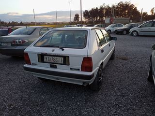 Lancia Delta 1988-thumb-9