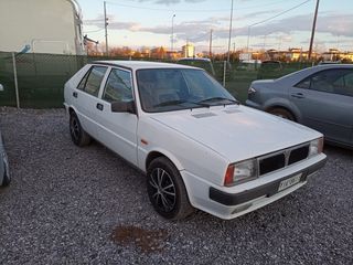 Lancia Delta 1988-thumb-12