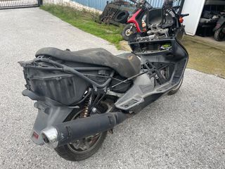 Suzuki burgman 650cc executive -thumb-3
