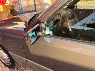 Mercedes-Benz E 200 1991 ΜΟΝΑΔΙΚΟ-thumb-8