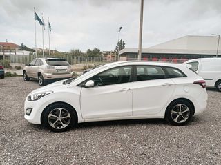 Hyundai i 30 '15  Station Wagon 1.6 GDI blue St