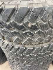 4 TEM. NITTO TRAIL  GRAPPLER  L/T  37/12.5/20-thumb-1