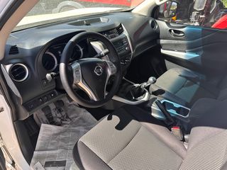 Nissan Navara 2018-thumb-13