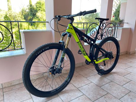 Saracen '17 SARACEN KILI FLYER ELITE FULL SUSPENSION