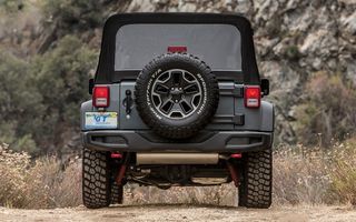Metal Body Kit suitable for Jeep Wrangler Rubicon JK (2007-2017) 10th Anniversary Hard Rock Style With Complete Exhaust System Axle-Back-thumb-2